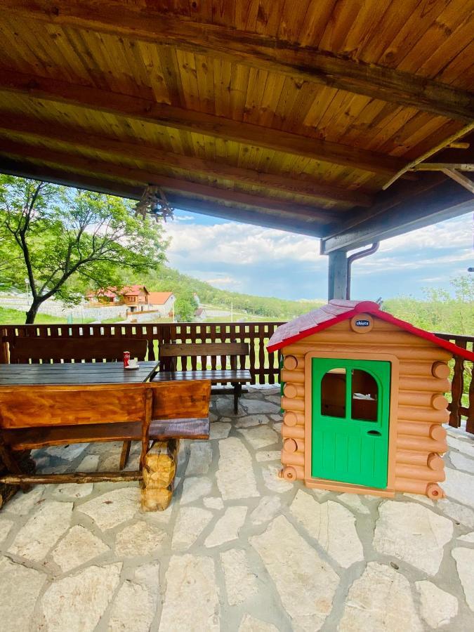 Mountain Village House 采蒂涅 外观 照片