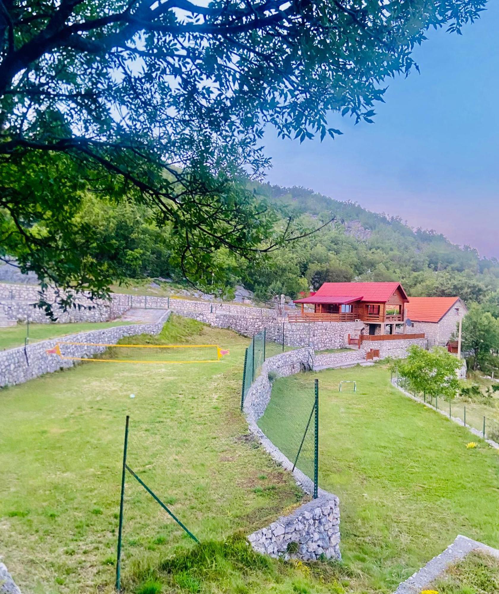 Mountain Village House 采蒂涅 外观 照片